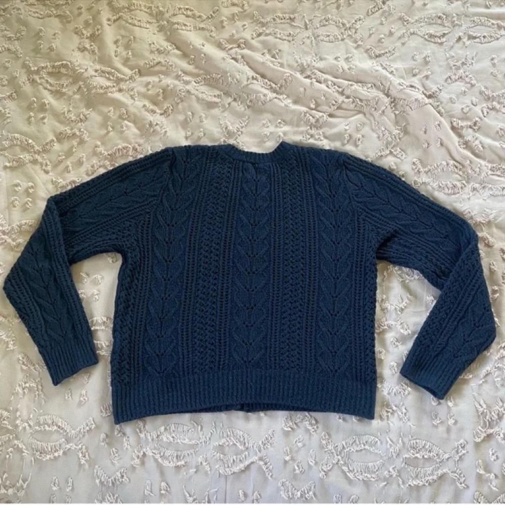 Hollister Cardigan - Picture 2 of 11